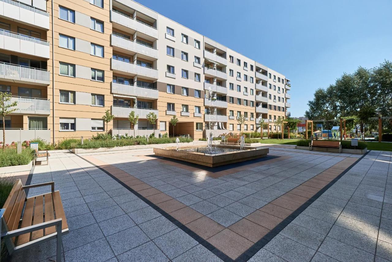 Exclusive Apartments Teczowa With Underground Parking By Noclegi Renters Wroclaw Exterior photo