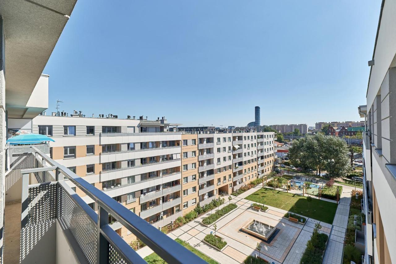 Exclusive Apartments Teczowa With Underground Parking By Noclegi Renters Wroclaw Exterior photo